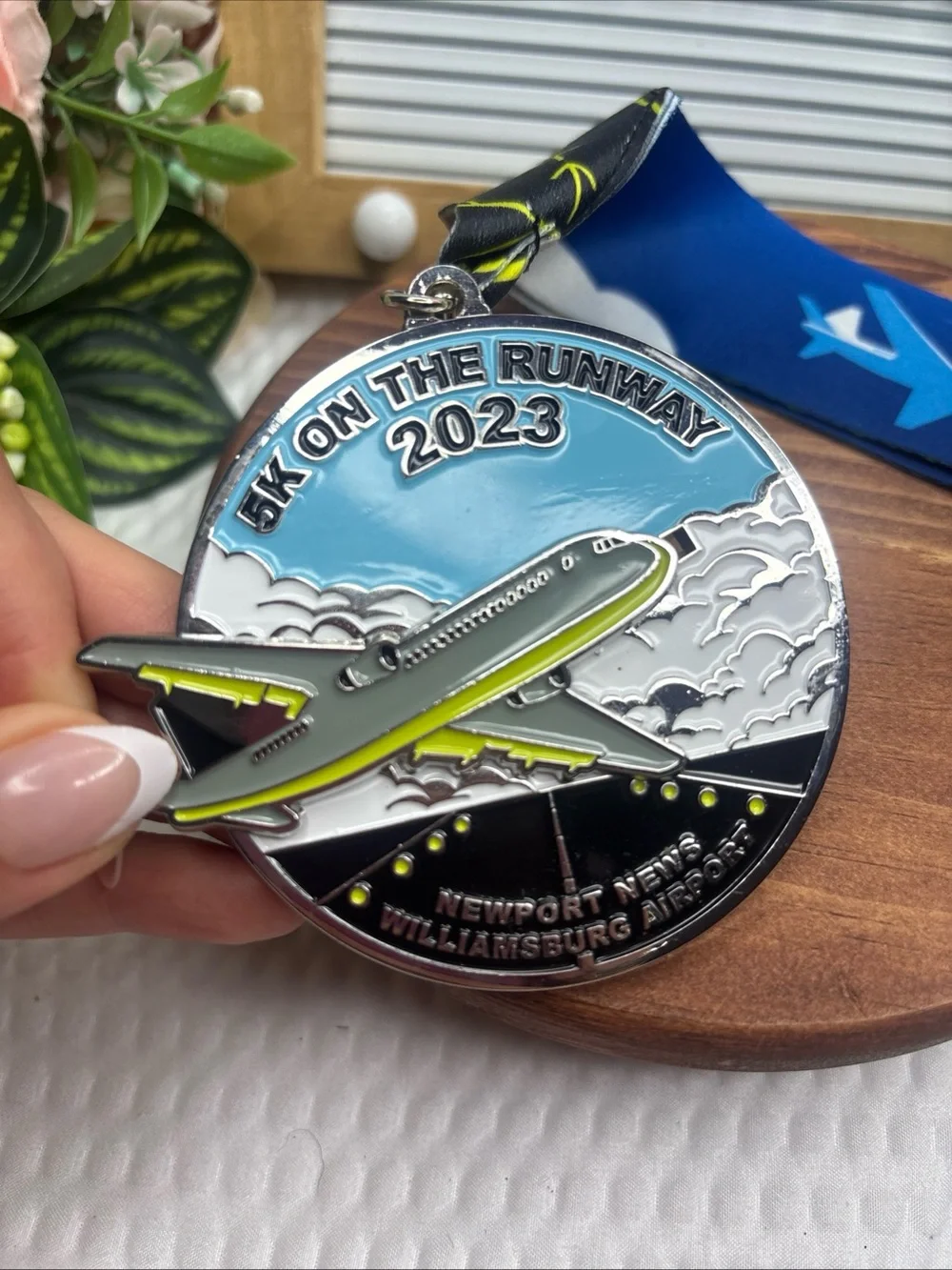 2023 5K ON THE RUNWAY NEWPORT NEWS WILLIAMSBURG AIRPORT METAL